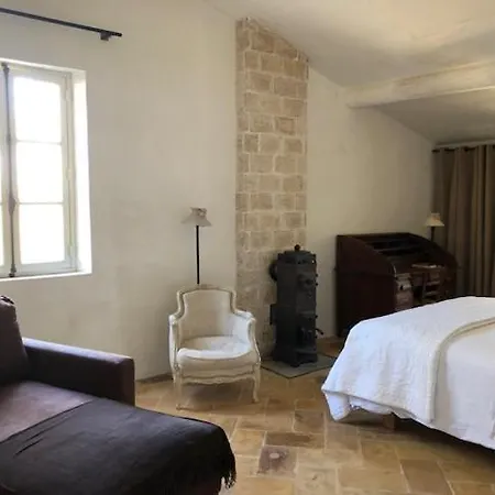 Bed & Breakfast Familiale100m2, 2 Chambres, Terrasse Privative Possibilite Table D'hote *